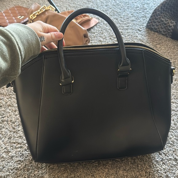 Forever 21 black purse - Picture 1 of 2